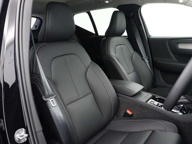Volvo XC40 6