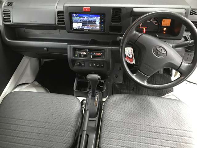 Toyota Pixis Truck 3