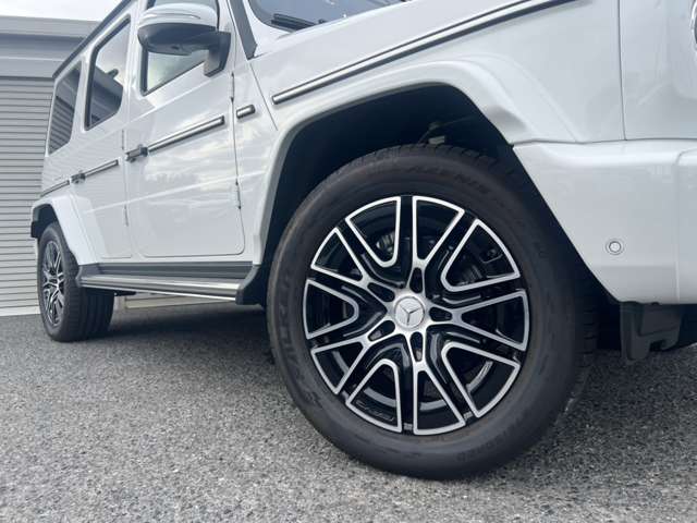 Mercedes-Benz G-Class 12