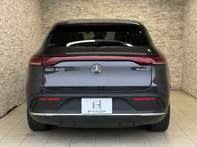 Mercedes-Benz EQC 9