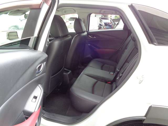 Mazda CX-3 10
