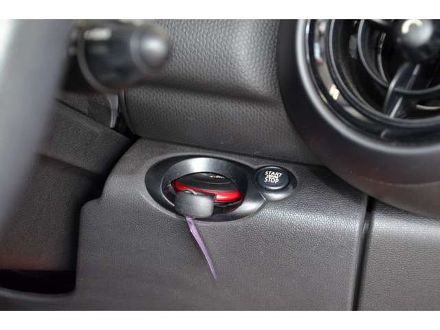 MINI Paceman 10