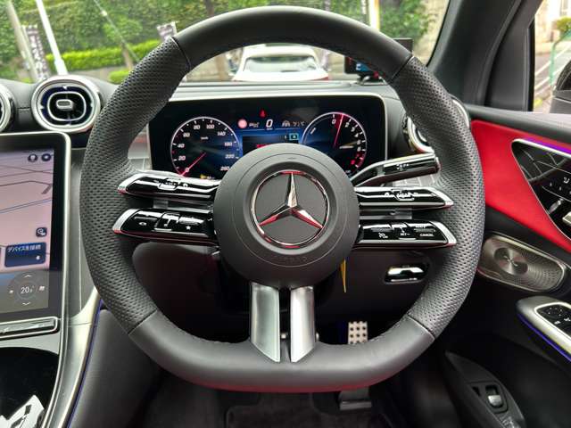 Mercedes-Benz GLC 10