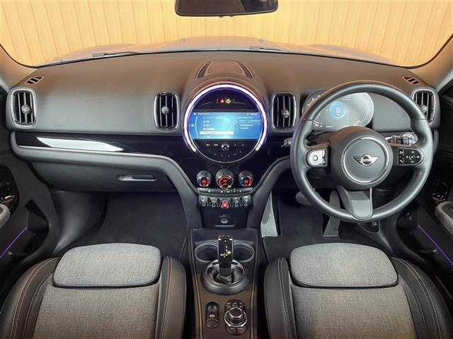 MINI Crossover 6