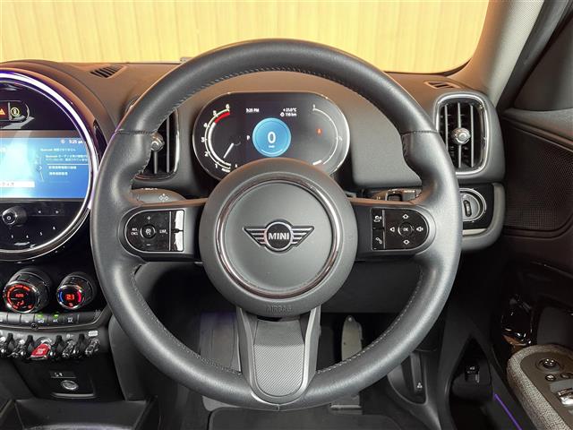 MINI Crossover 7