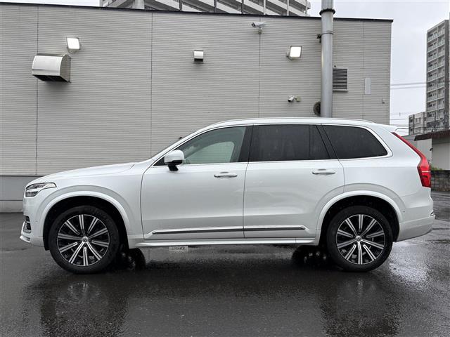 Volvo XC90 11