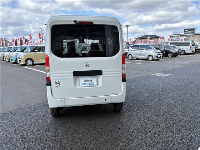 Honda N-VAN 12