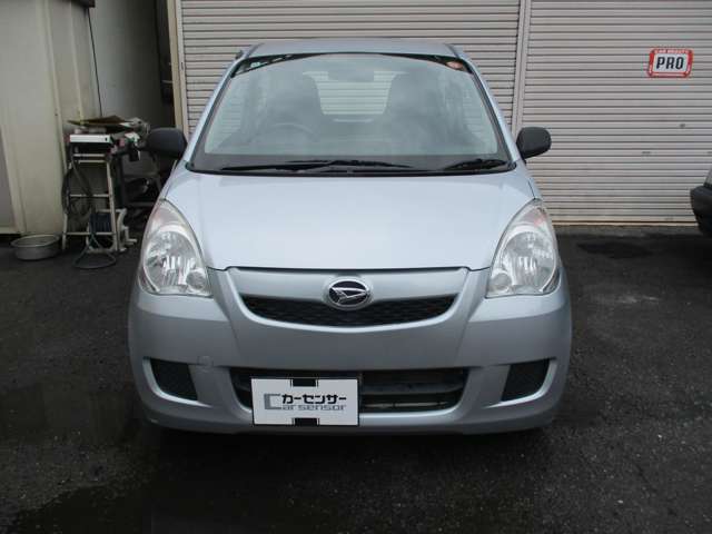 Daihatsu Mira 2