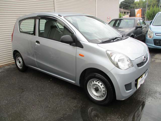 Daihatsu Mira 5