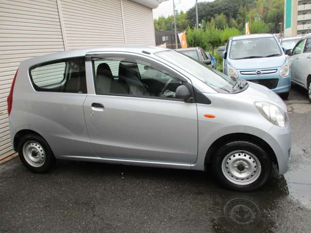 Daihatsu Mira 6
