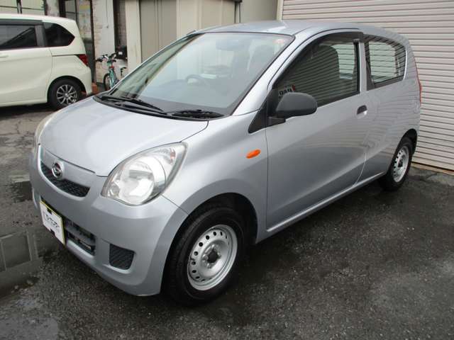 Daihatsu Mira 7