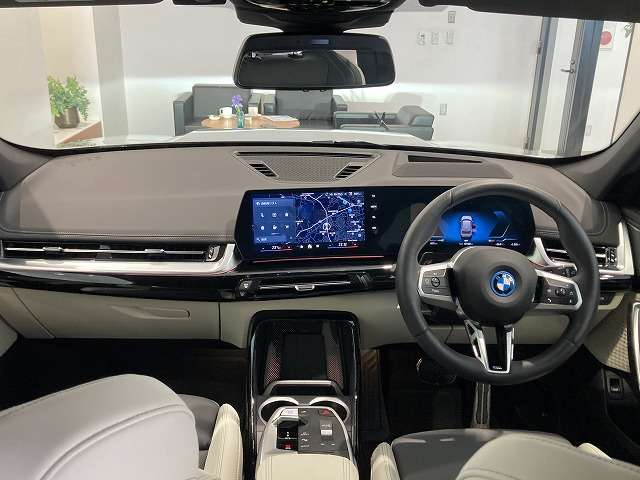 BMW iX1 7