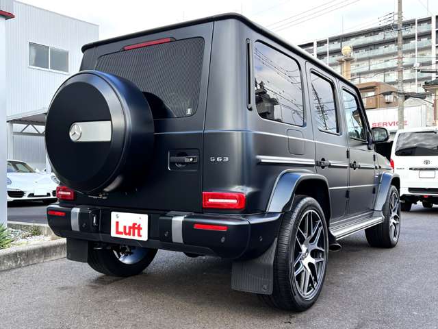 Mercedes-Benz G-Class 2
