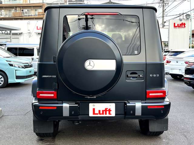 Mercedes-Benz G-Class 4