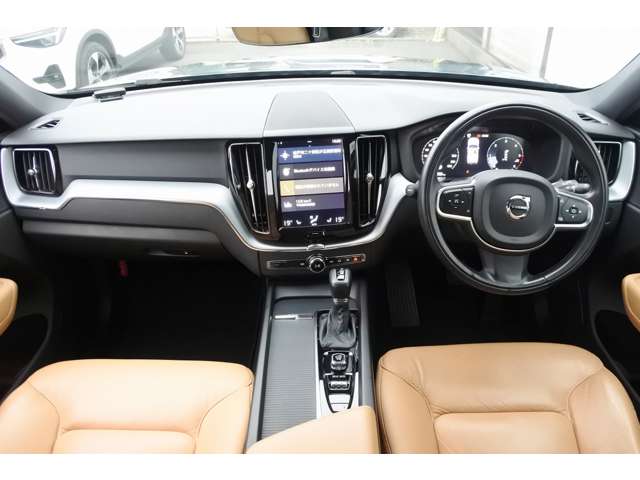 Volvo XC60 11