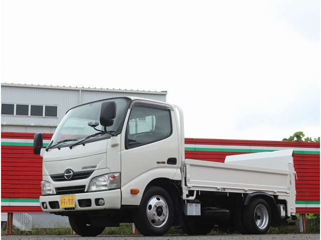 Hino Dutro 5