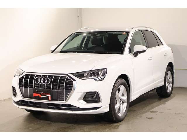 Audi Q3 7