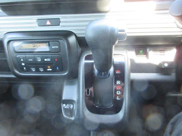 Honda N-VAN 10
