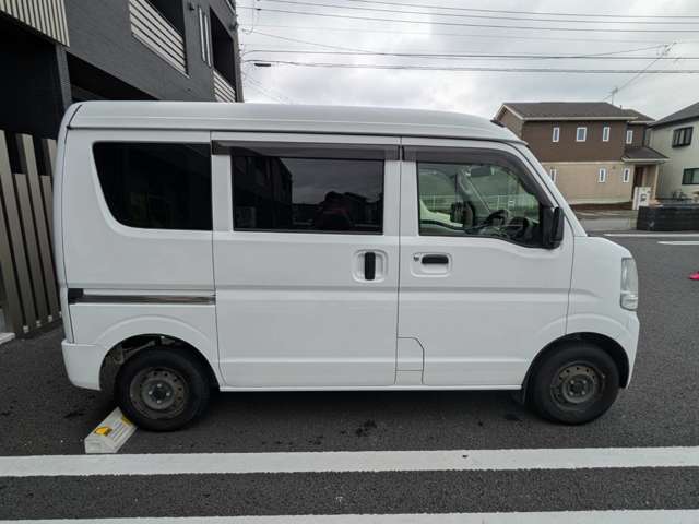 Nissan NV100 Clipper 11