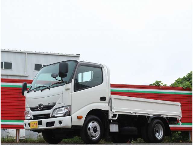 Hino Dutro 5