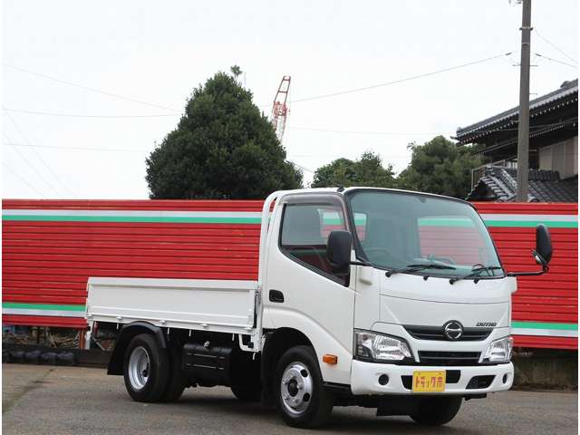 Hino Dutro 7