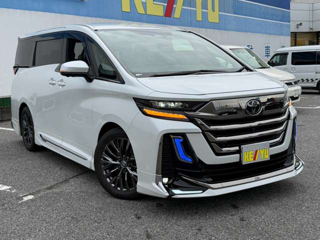 Toyota Vellfire 6