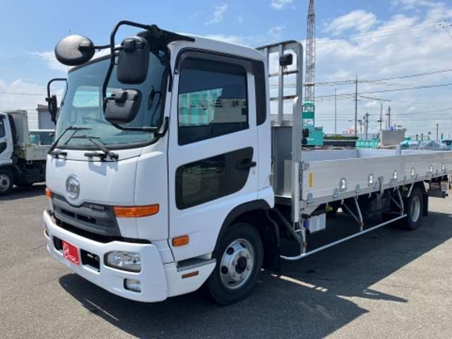 UD Trucks Condor 5