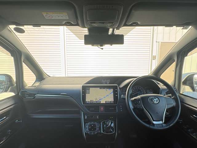 Toyota Esquire 11