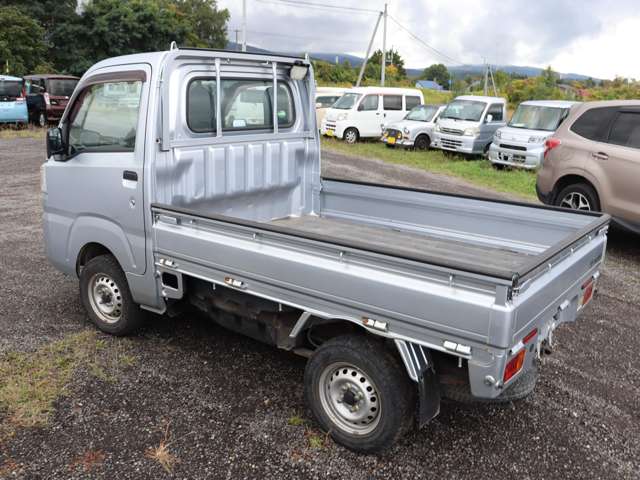 Daihatsu Hijet Truck 3