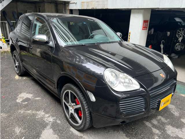 Porsche Cayenne 6