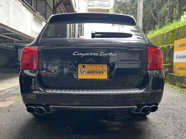 Porsche Cayenne 9
