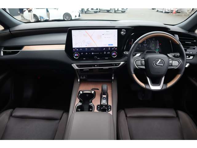 Lexus RX 8