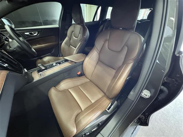 Volvo V60 Cross Country 9
