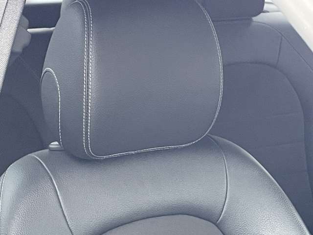 Mercedes-Benz GLC 8