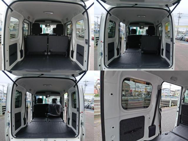 Daihatsu Hijet Cargo 8