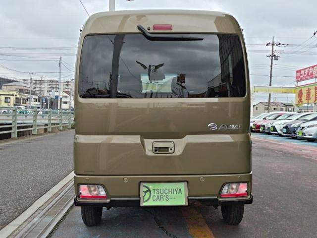 Daihatsu Atrai 11