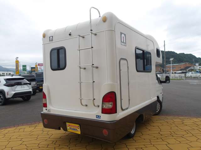 Mazda Bongo Truck 5