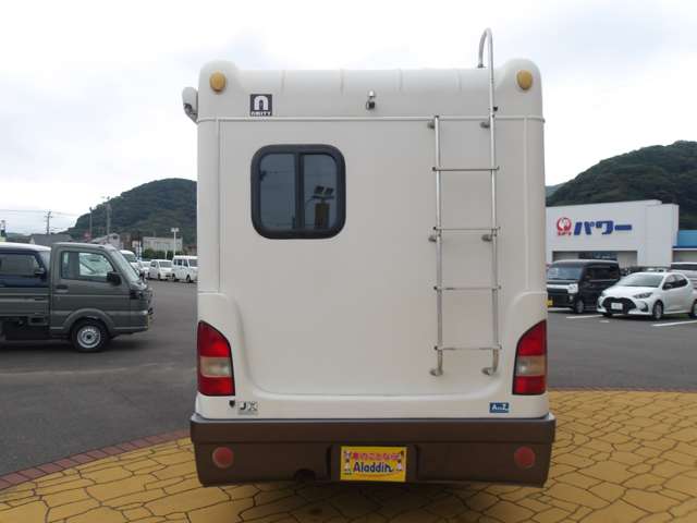 Mazda Bongo Truck 6