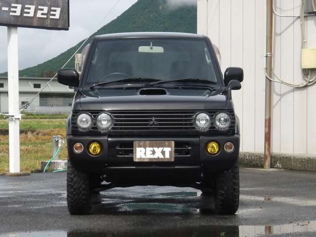 Mitsubishi Pajero Mini 5