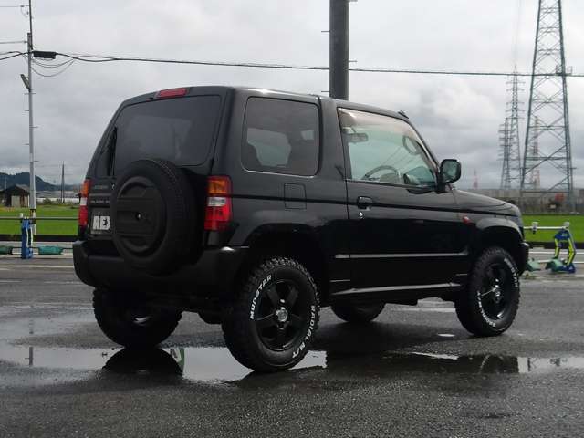 Mitsubishi Pajero Mini 7