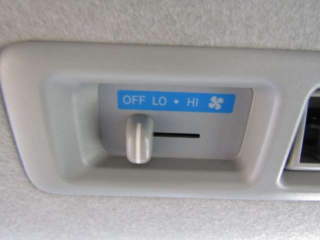 Toyota Hiace Commuter 10