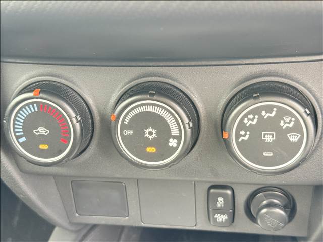 Mitsubishi RVR 12