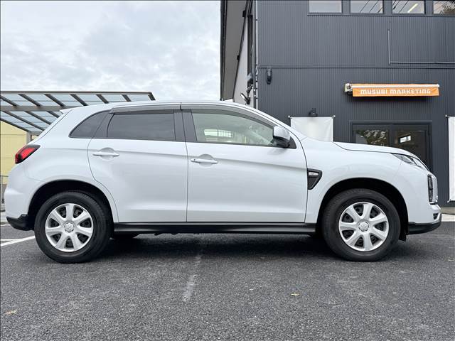 Mitsubishi RVR 7