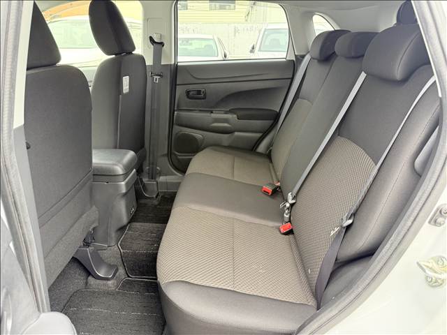 Mitsubishi RVR 10