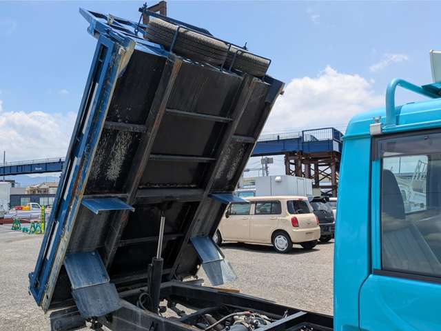 Mazda Bongo Truck 6
