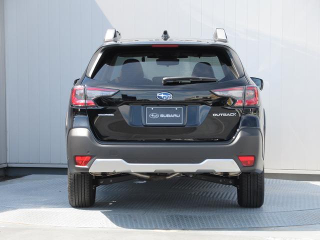 Subaru Legacy Outback 11