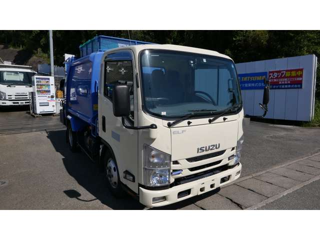 Isuzu Elf 3