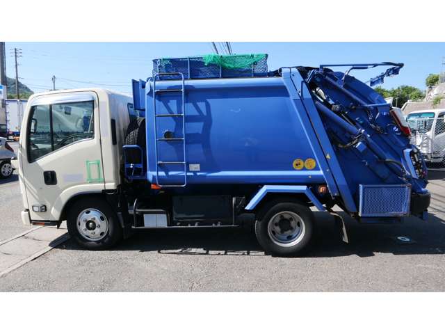 Isuzu Elf 5