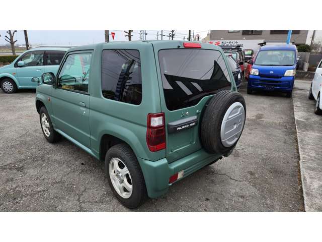 Mitsubishi Pajero Mini 8