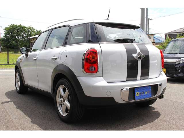 MINI Crossover 11